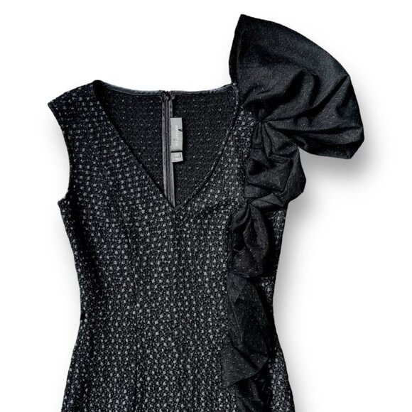 St. John Knit Textured Knit Sheath Dress - Onyx, Size 6, Excellent Condition - Picture 1 of 10